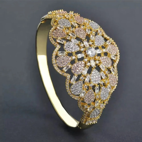 VQ Bangle and Ring Set - Picture 4 of 6